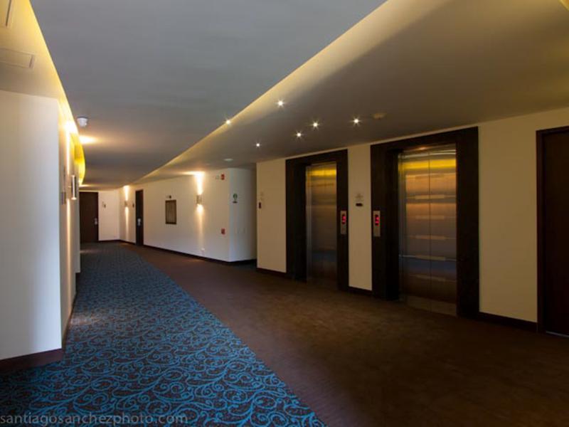 Hotel Morrison Usaquen Bogotá Dış mekan fotoğraf A corridor at the hotel